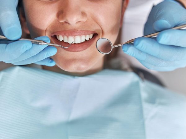 best dentist in chandkheda